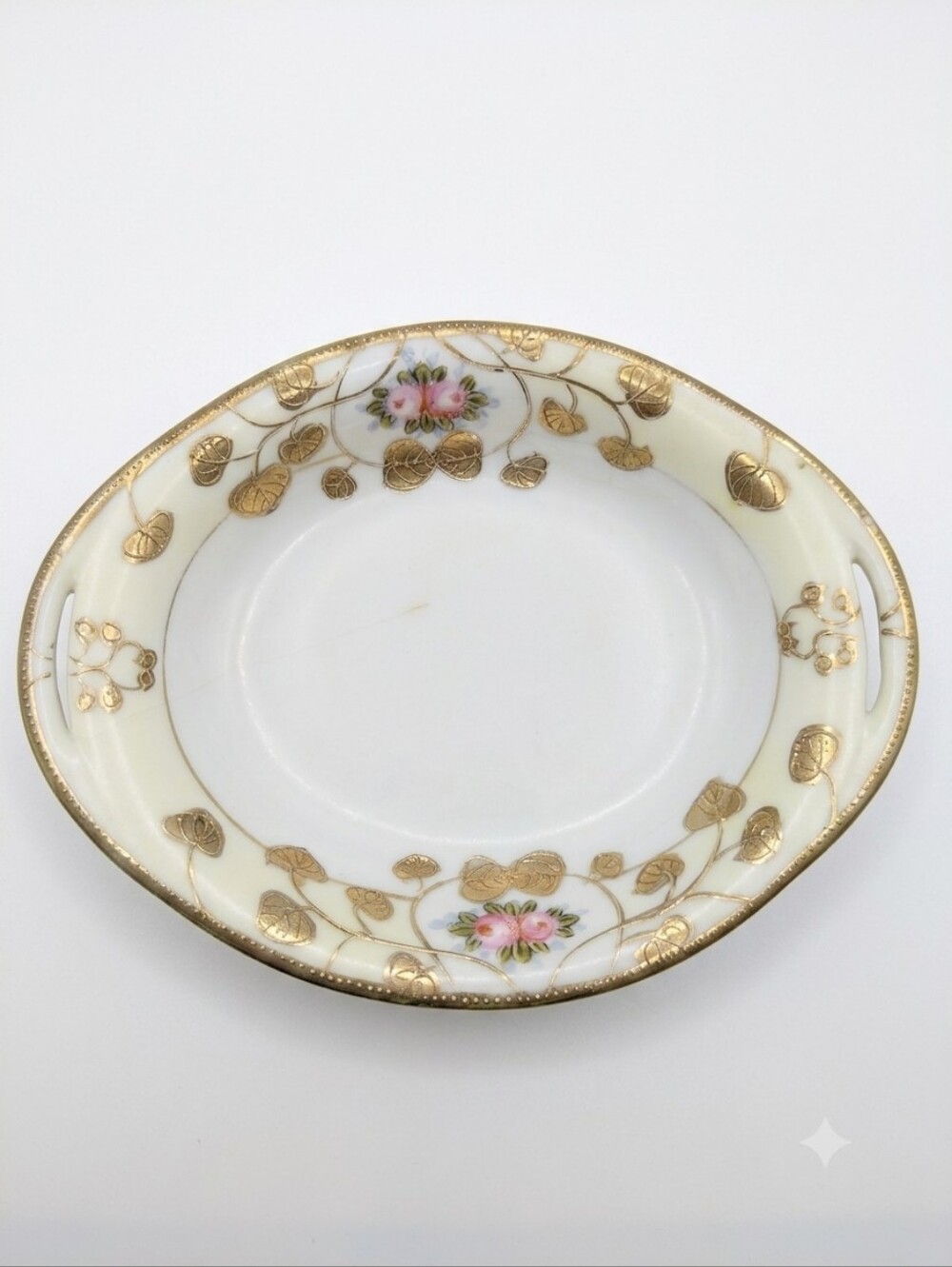 1891-1921 Intricately Hand Painted 'Nippon Era' 6 inch Handled Oval Dish 6"